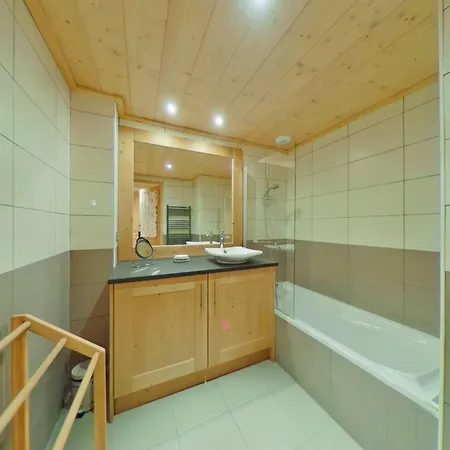 Aux Saisies - 4 Pieces, Piscine Interieure, Parking, 7 Pers., Proche Commodites - Fr-1-594-53 Apartamento